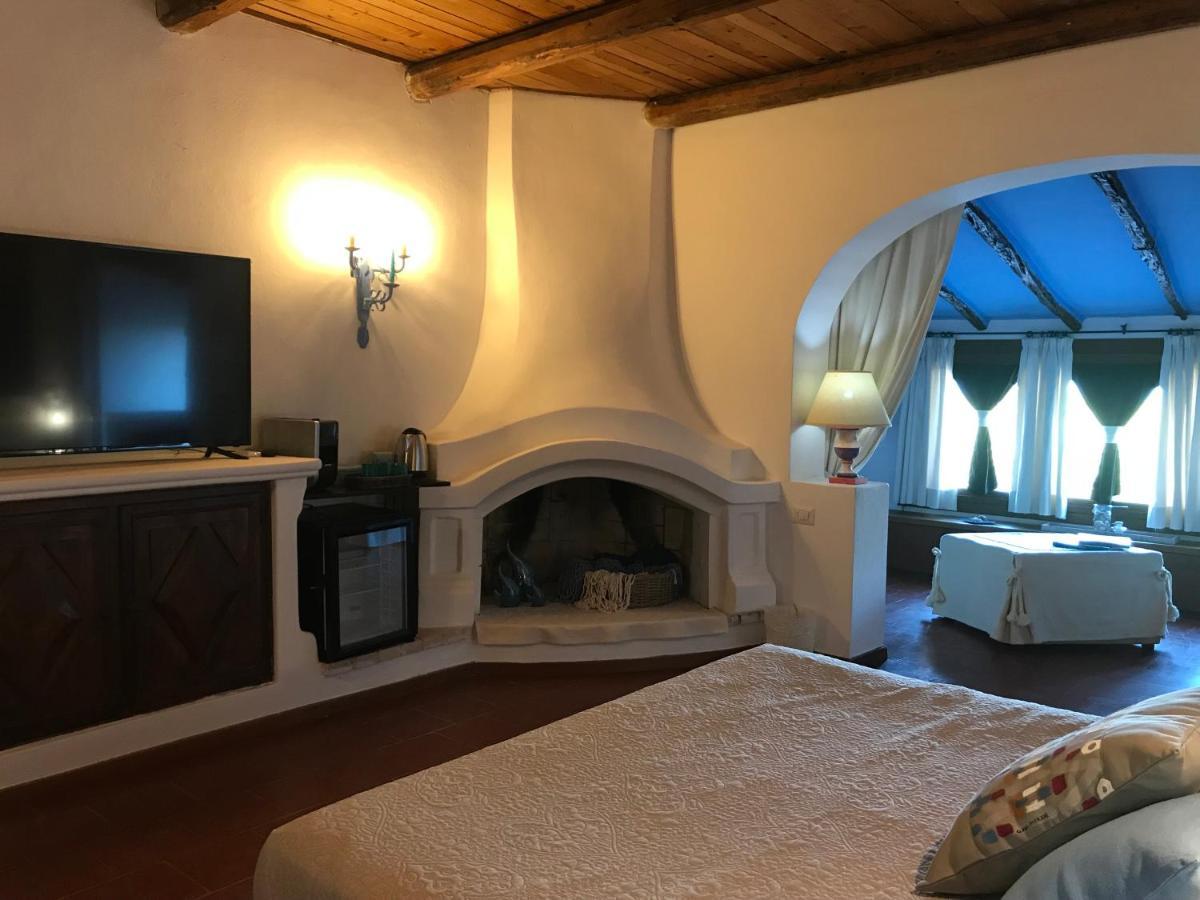 Palmasera Charming Suites Cala Gonone Exteriör bild