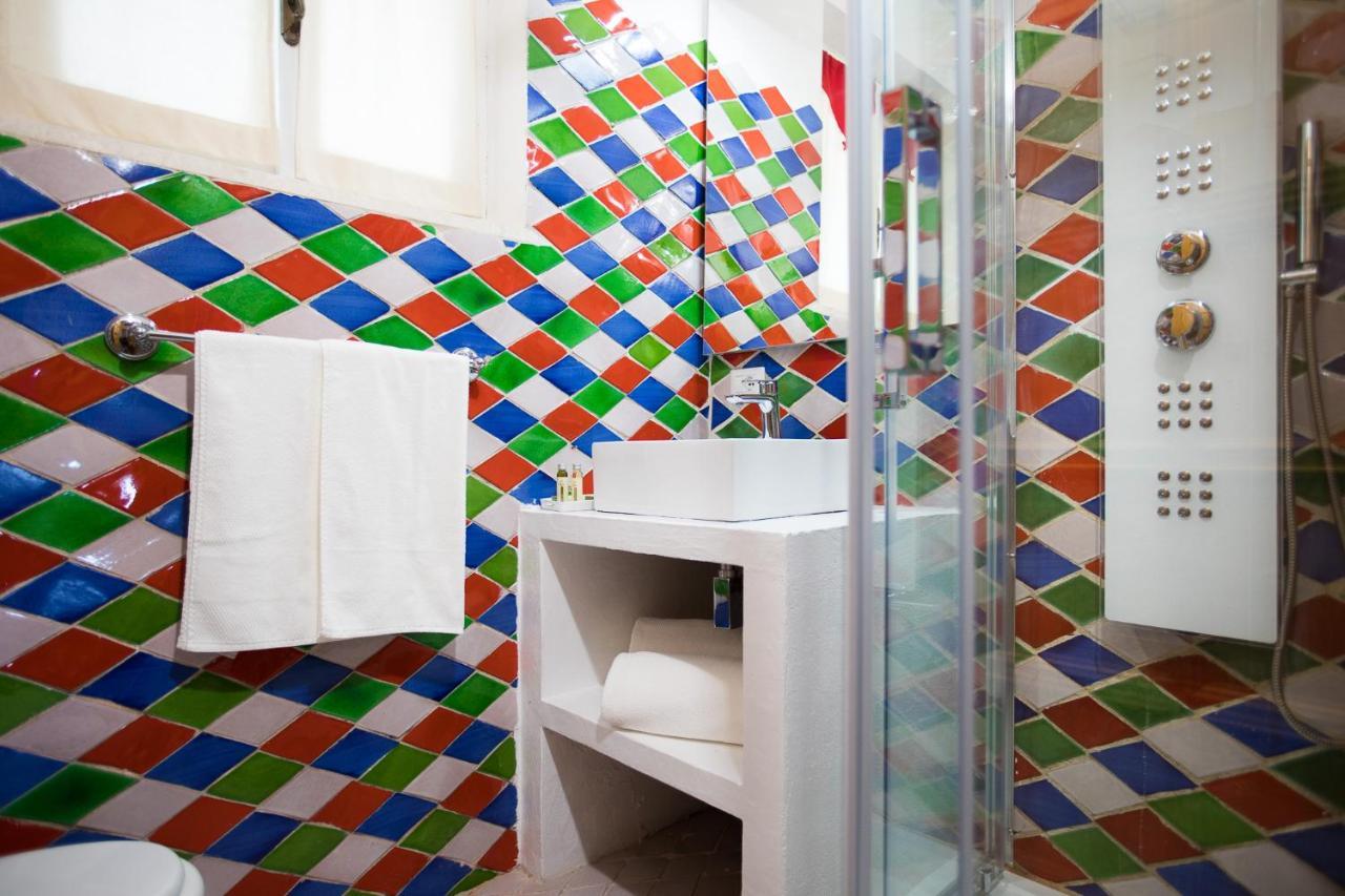 Palmasera Charming Suites Cala Gonone Exteriör bild