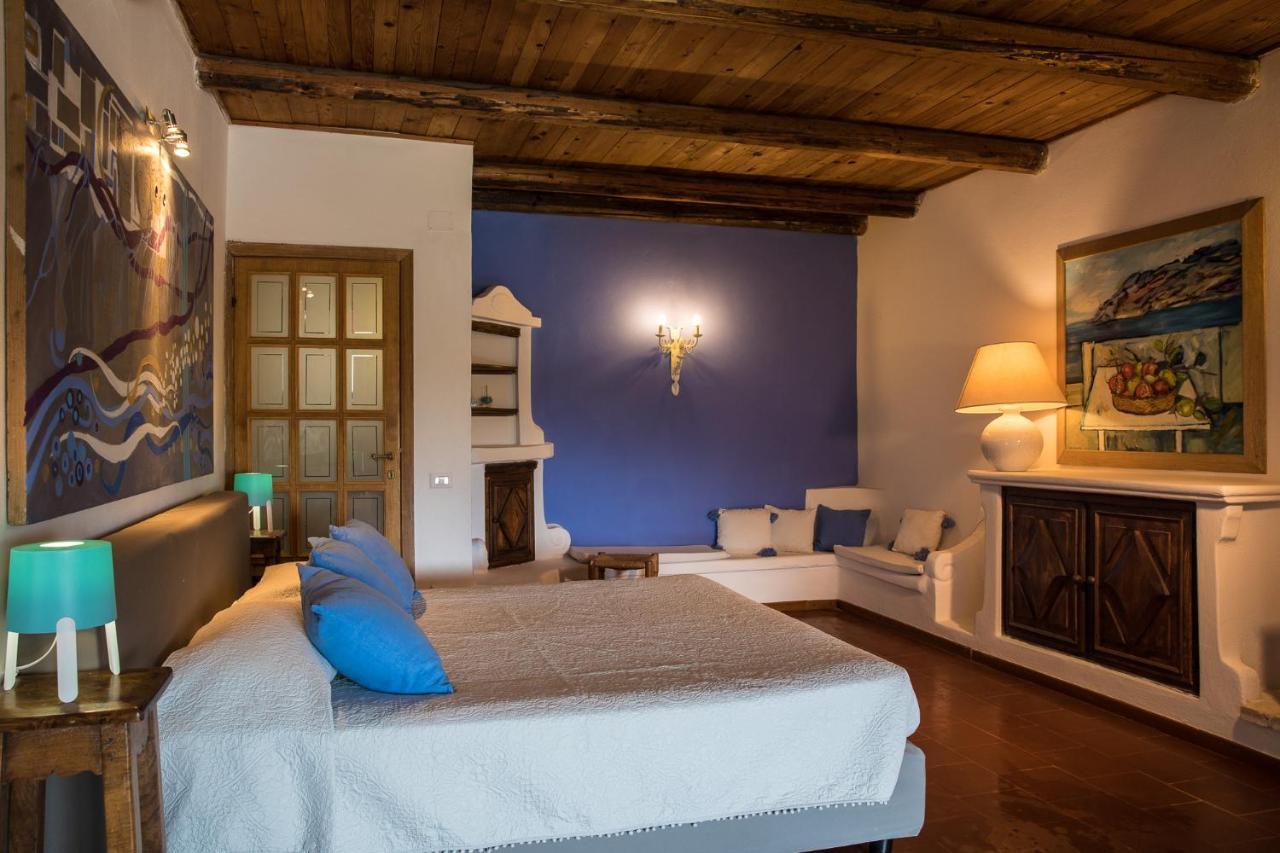 Palmasera Charming Suites Cala Gonone Exteriör bild